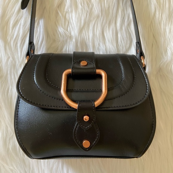 Abercrombie & Fitch Handbags - vegan leather crossbody purse